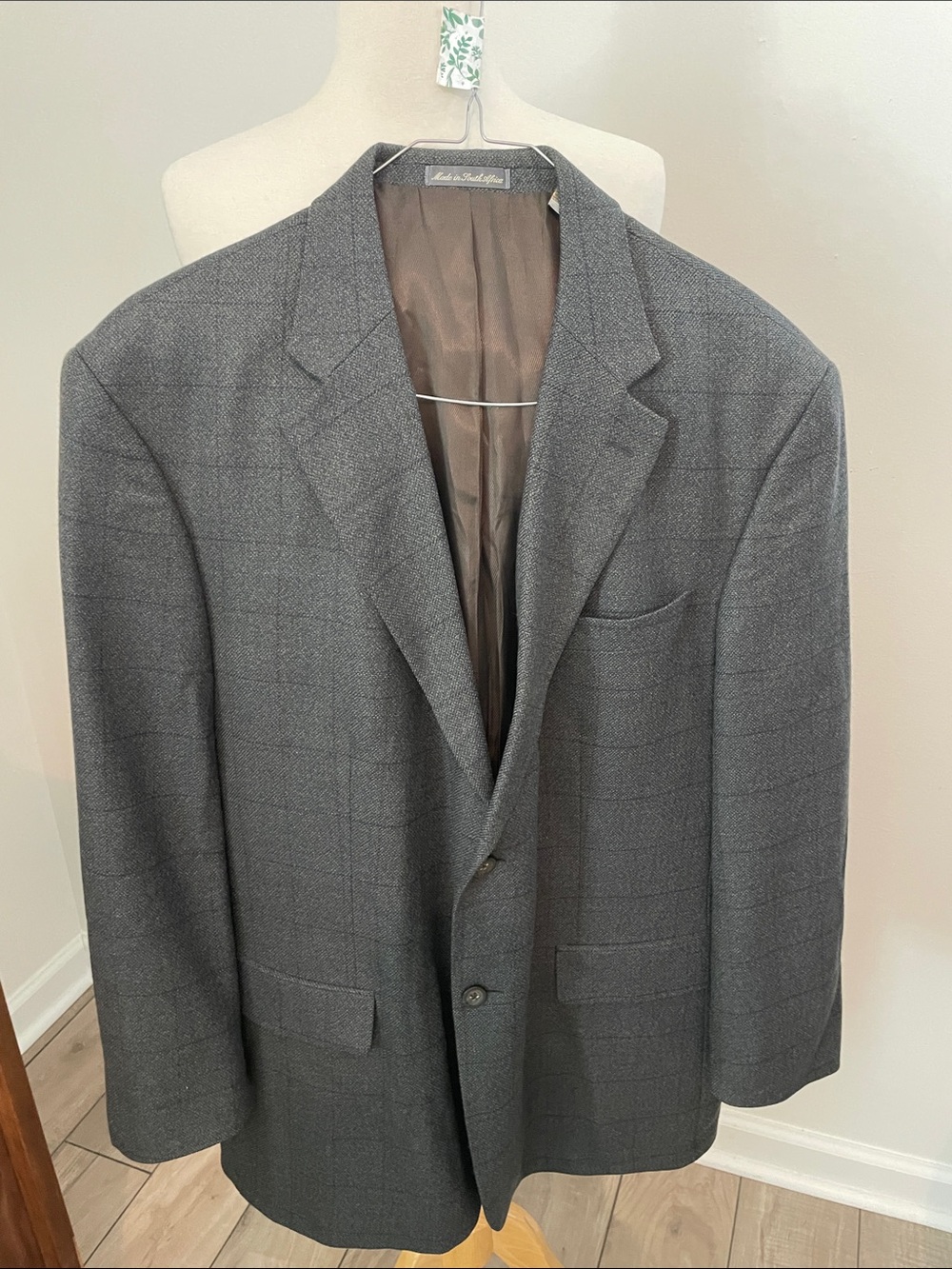 Classic Men's Gray Plaid Blazer Oscar de la renta